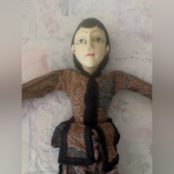 Indonesia Wayang Golek Wooden Puppet - Picture 3 of 4